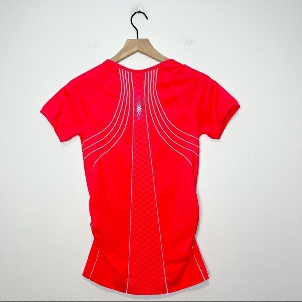 Athleta Finish Fast Line Tee Red It Neon S - Picture 3 of 6